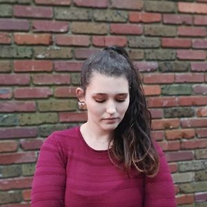 Meet your Posher, Madelyn